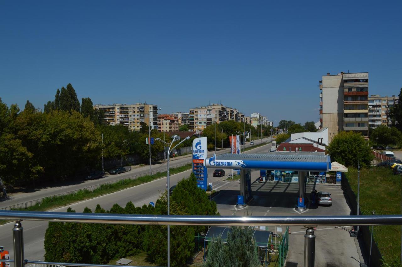 Eos Hotel Vidin Exterior photo